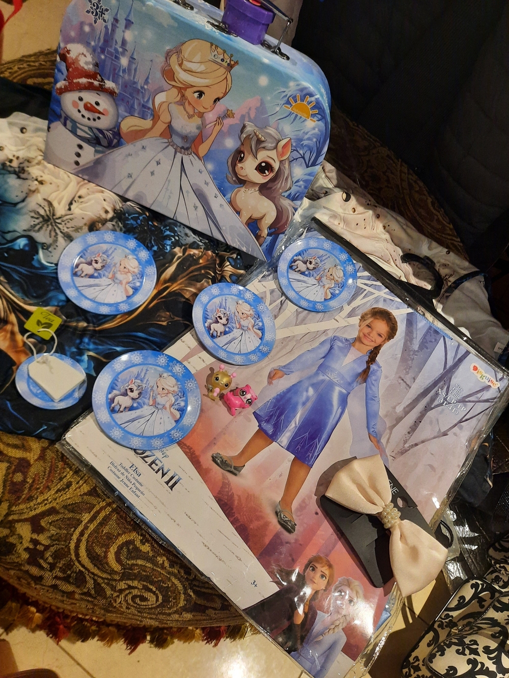 Disney Frozen II Kids Dress Up Bundle ELSA Toddler NWT Costume Tea Party Box